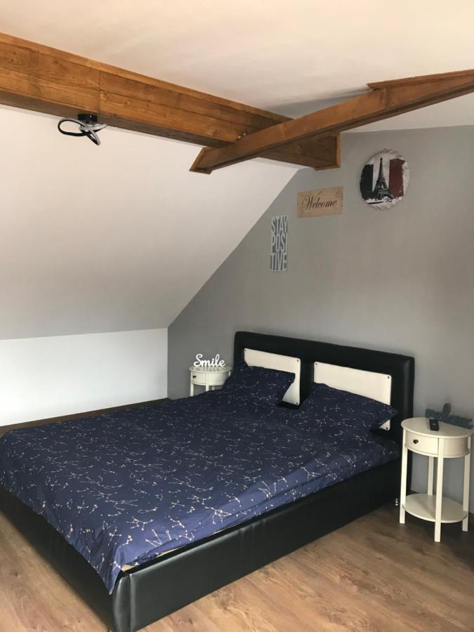Garsoniera Delia Brasov Apartment Exterior foto